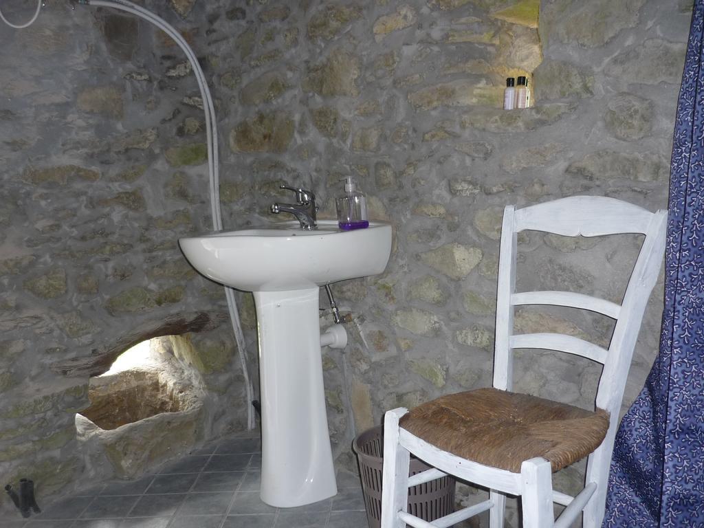 Dego Micro-Cottage In Pietra La Ratatouille الغرفة الصورة